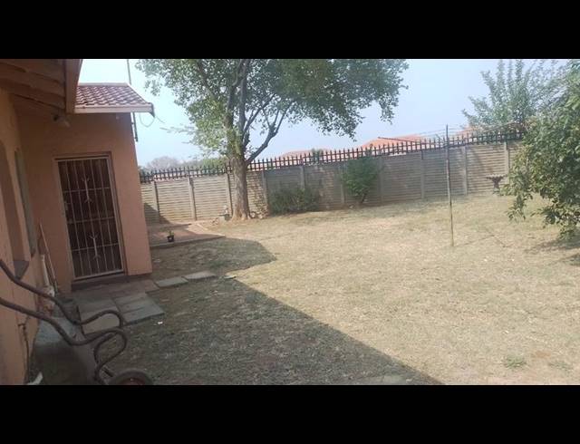 3 BEDROOM HOUSE FOR SALE IN RANDPOORT